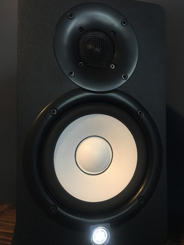 YAMAHA Hs5 Powered Studio Monitor, Pair - Customer Photo 1