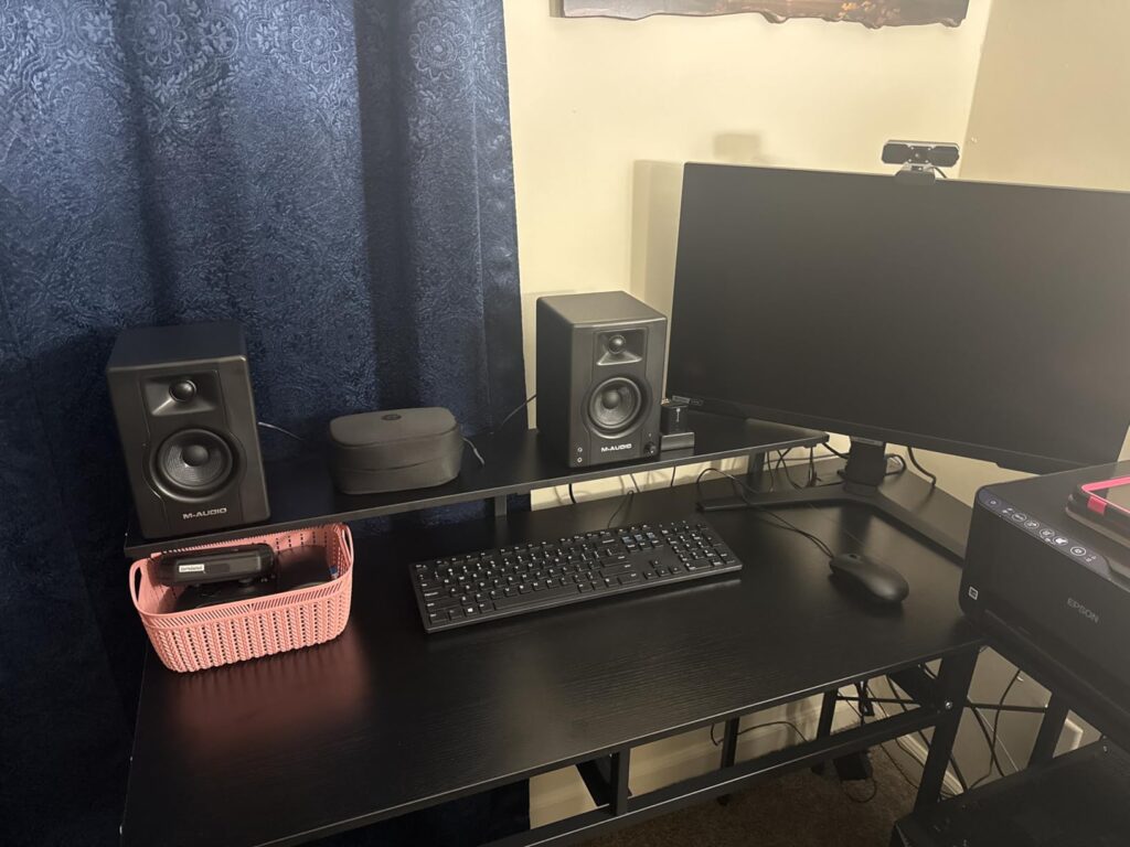 M-AUDIO BX3 Pair 3.5" 120W Studio Monitors, HD PC Speakers for Recording and Multimedia with Music Production Software - Customer Photo 2