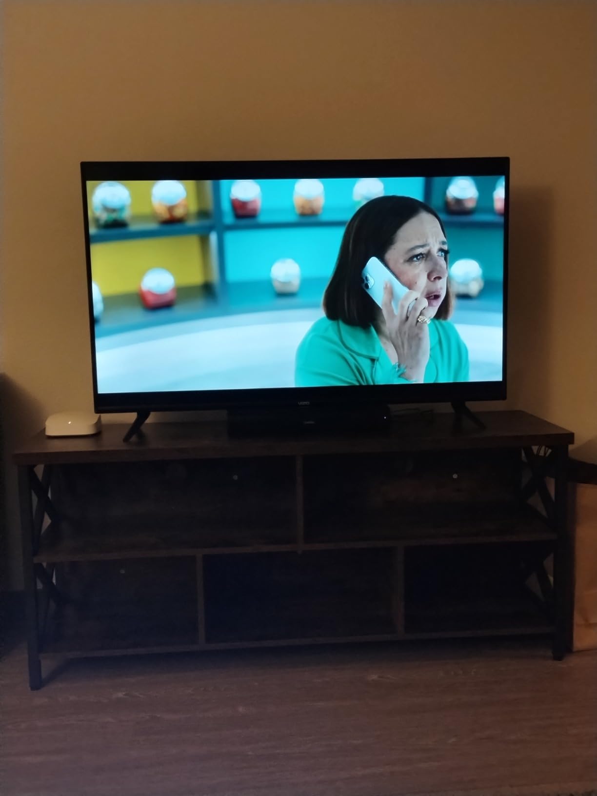 VIZIO 75-Inch V-Series 4K UHD LED Smart TV with Voice Remote, Dolby Vision, HDR10+, Alexa Compatibility, V755-J04, 2022 Model - Customer Photo 1