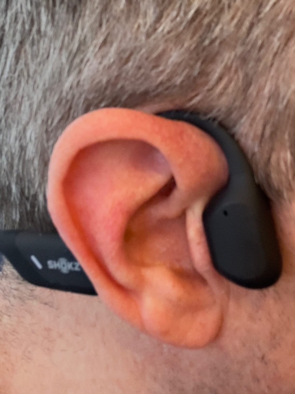 SHOKZ OpenRun Pro-Bone Conduction Headphones, Open-Ear Bluetooth Wireless Sport Headphones for Running and Workout, Sweat Resistant, Long Battery Life, Premium Deep Bass, Mic，with Hair Band, Black - Customer Photo 3