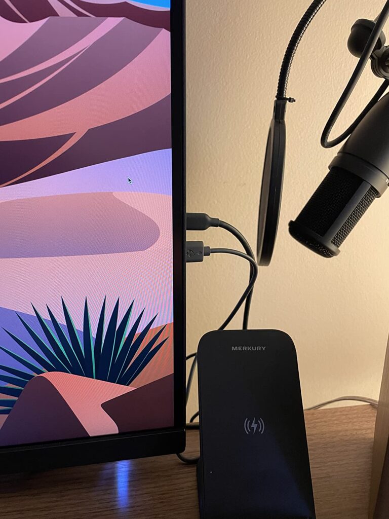 BenQ PD3205U Mac-Ready Monitor 32" 4K UHD | 99% Rec.709 & sRGB | IPS | DeltaE ≤3 | ICC Sync | Calibration Report | AQCOLOR | Uniformity | HotKey Puck | Ergonomic | DisplayPort | USB-C (65W) | USB Hub - Customer Photo 3