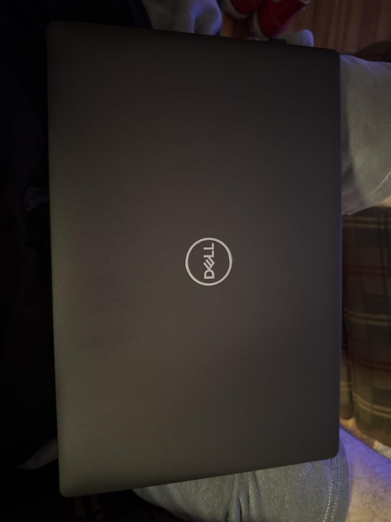 Dell Latitude 5400 14" HD, Core i5-8265U 1.6GHz, 32GB RAM, 1TB M.2-NVMe, Windows 11 Pro 64Bit, CAM, Black (Renewed) - Customer Photo 2