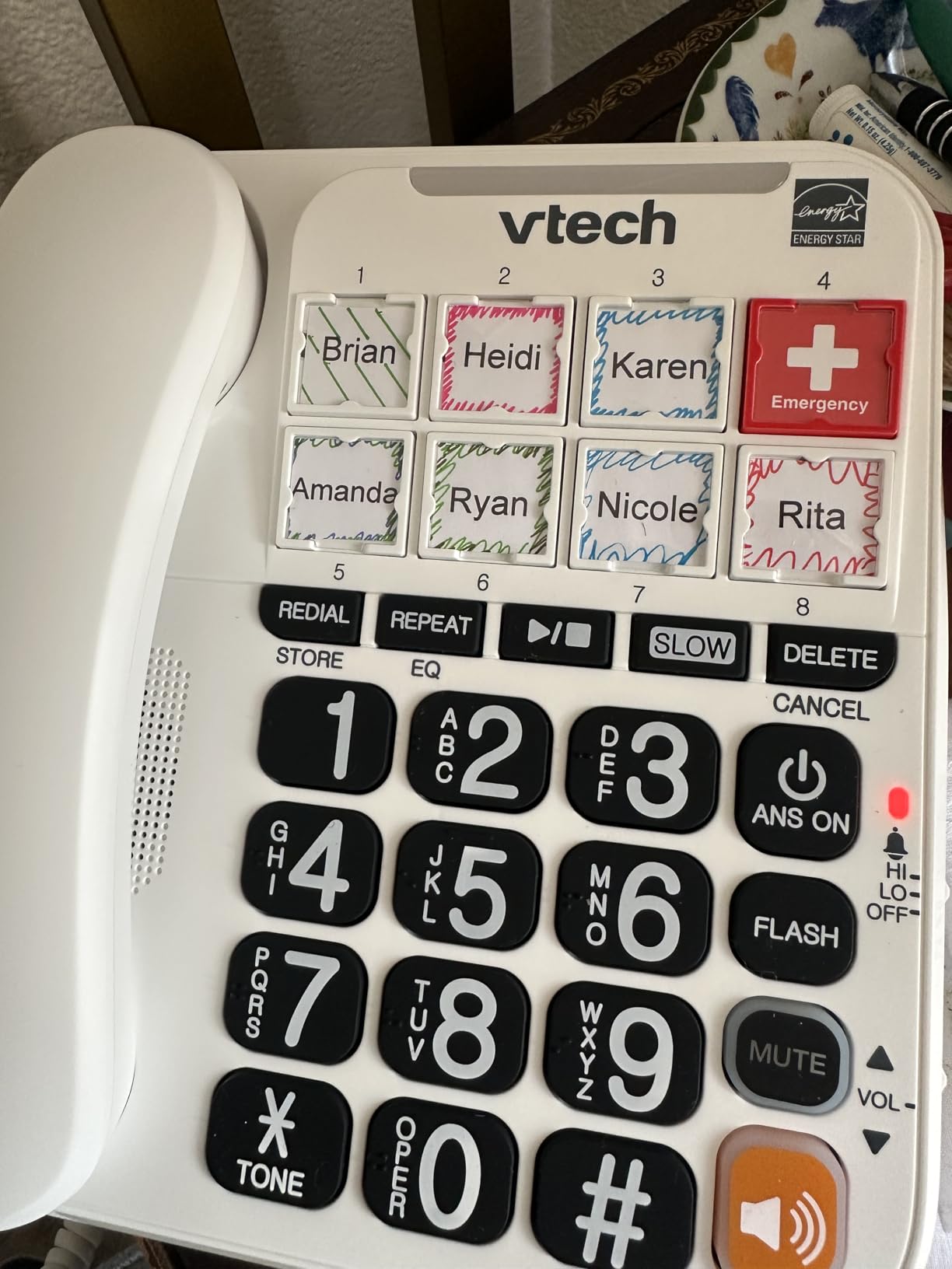 VTECH SN1127 Amplified Corded Answering System. 8 Photo Speed Dial, 90dB Ringer Volume, Big High-Contrast buttons, Audio Booster(+40db), Visual Ringer. Perfect for Seniors, Visually & Hearing Impaired - Customer Photo 1