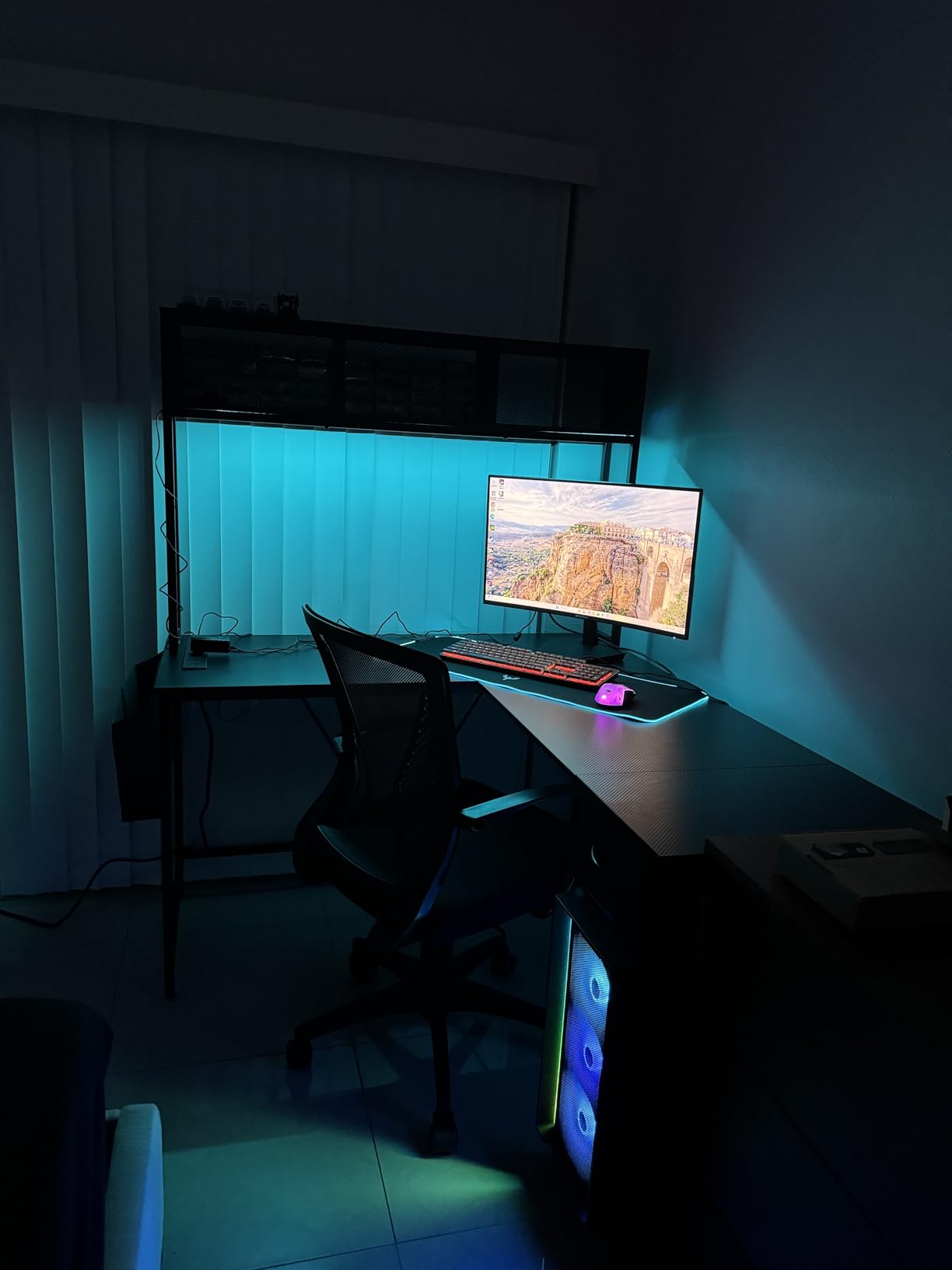 SANSUI 24 Inch Gaming Monitor 180Hz, DP 1.4 & HDMI 2.0 Ports High Refresh Rate Computer Monitor, Racing FPS RTS Modes, 1ms Response Time 110% sRGB (ES-G24F4, HDMI Cable Included) Customer Review SANSUI 24 Inch Gaming Monitor 180Hz, DP 1.4 & HDMI 2.0 Ports High Refresh Rate Computer Monitor, Racing FPS RTS Modes, 1ms Response Time 110% sRGB (ES-G24F4, HDMI Cable Included) - Customer Photo 2