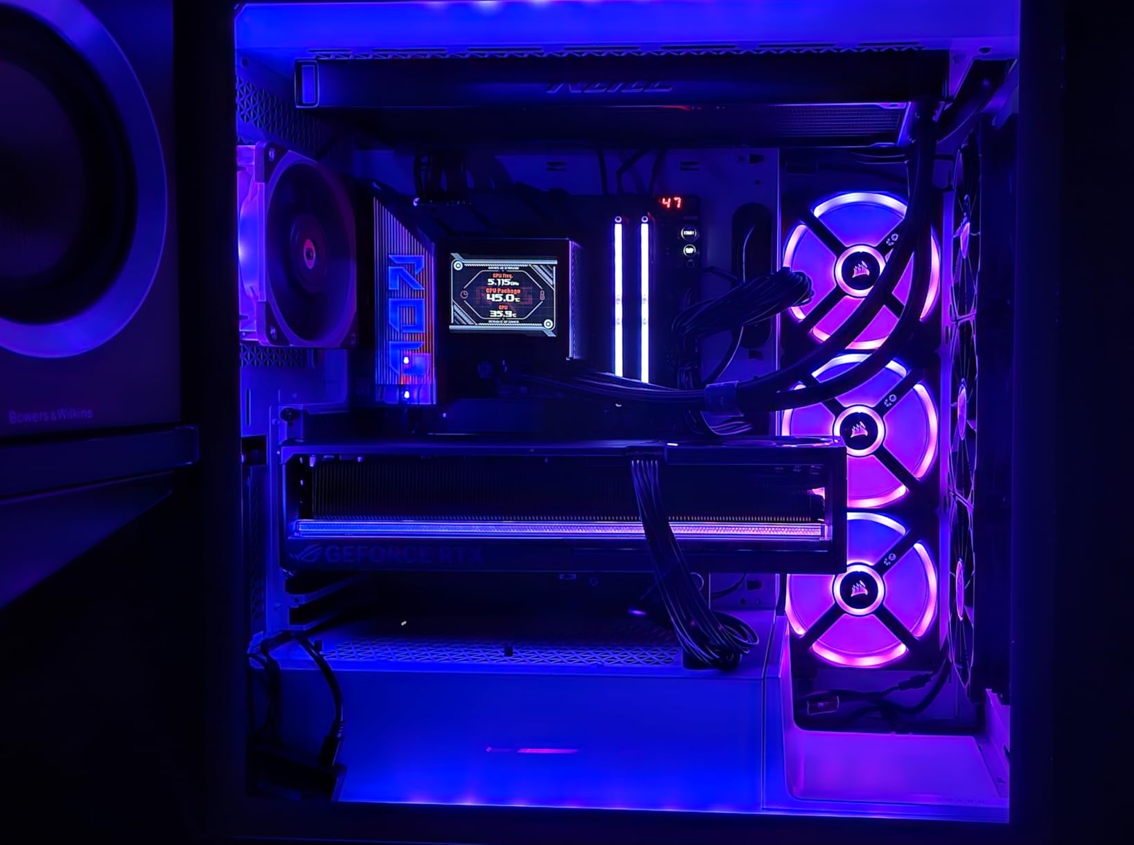 ASUS TUF Gaming NVIDIA GeForce RTX™ 4080 Super OC Edition Gaming Graphics Card (PCIe 4.0, 16GB GDDR6X, HDMI 2.1a, DisplayPort 1.4a) - Customer Photo 4