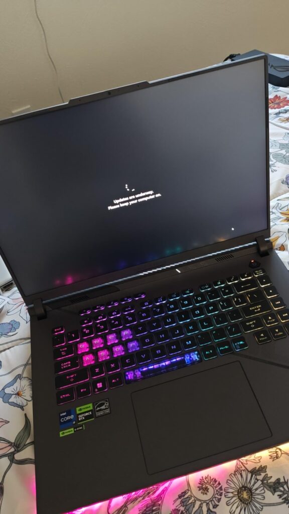 ASUS ROG Strix G16 (2024) Gaming Laptop, 16 ASUS ROG Strix G16 (2024) Gaming Laptop, 16" ROG Nebula Display 16:10 QHD 240Hz, NVIDIA® GeForce RTX™ 4070, Intel® Core™ i9-14900HX, 16GB DDR5-5600, 1TB PCIe Gen4 SSD, Wi-Fi 6E, Win 11, G614JIR-AS94 - Customer Photo 2