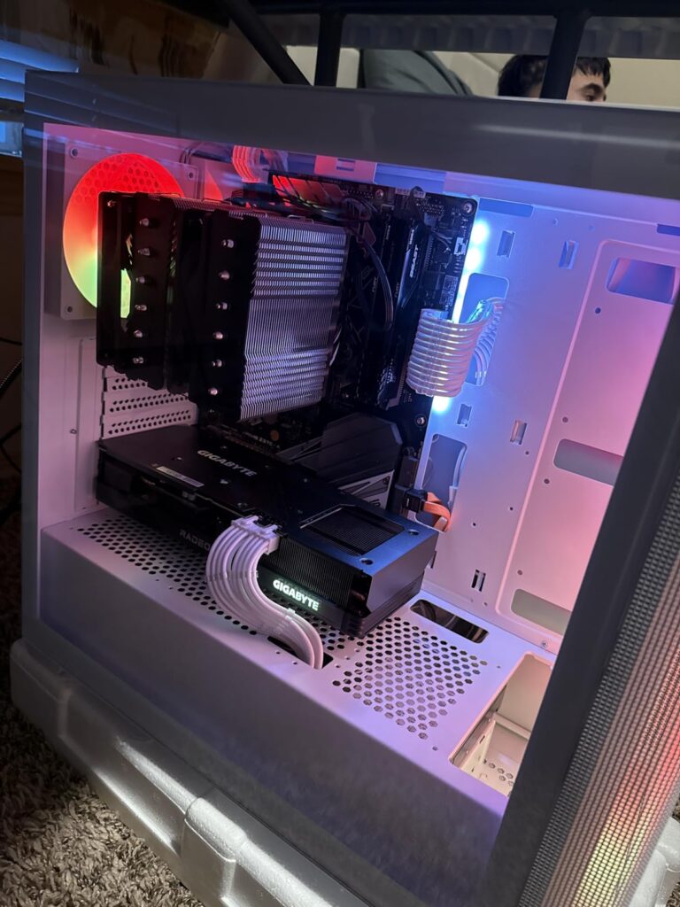 Gigabyte Radeon RX 7600 XT Gaming OC 16GB Graphics Card - 2810 MHz Core, 16GB GDDR6 18000MHz 128-bit Memory, PCI-E 4.0, 2X DP 1.4, 2X HDMI 2.1a, RDNA Architecture, RGB Fusion, GV-R76XTGAMING OC-16GD Customer Review Gigabyte Radeon RX 7600 XT Gaming OC 16GB Graphics Card - 2810 MHz Core, 16GB GDDR6 18000MHz 128-bit Memory, PCI-E 4.0, 2X DP 1.4, 2X HDMI 2.1a, RDNA Architecture, RGB Fusion, GV-R76XTGAMING OC-16GD - Customer Photo 1