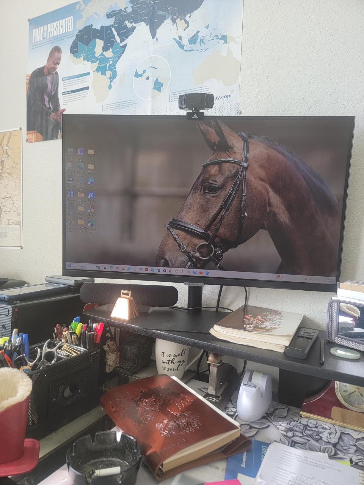 SAMSUNG 32-Inch M5 (M50D) Series FHD Smart Monitor with Streaming TV, Speakers, HDR10, Gaming Hub, Multiple Ports, Workout Tracker, Vision Accessibility Tools, LS32DM500ENXGO, 2024 - Customer Photo 1