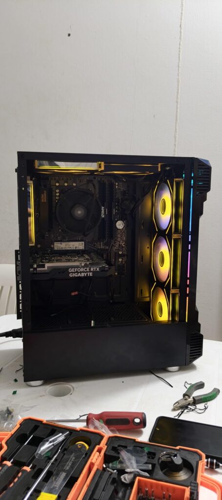 GIGABYTE GeForce RTX 3050 WINDFORCE OC V2 6G Graphics Card, 2X WINDFORCE Fans, 6GB GDDR6 96-bit GDDR6, GV-N3050WF2OCV2-6GD Graphics Card - Customer Photo 1