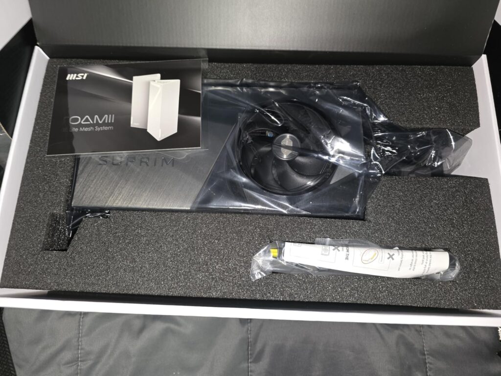 MSI Gaming RTX 5090 32G SUPRIM Liquid SOC Graphics Card (32GB GDDR7, 512-bit, Extreme Performance: 2580 MHz, DisplayPort x3 2.1a, HDMI 2.1b, NVIDIA Blackwell Architecture) - Customer Photo 2