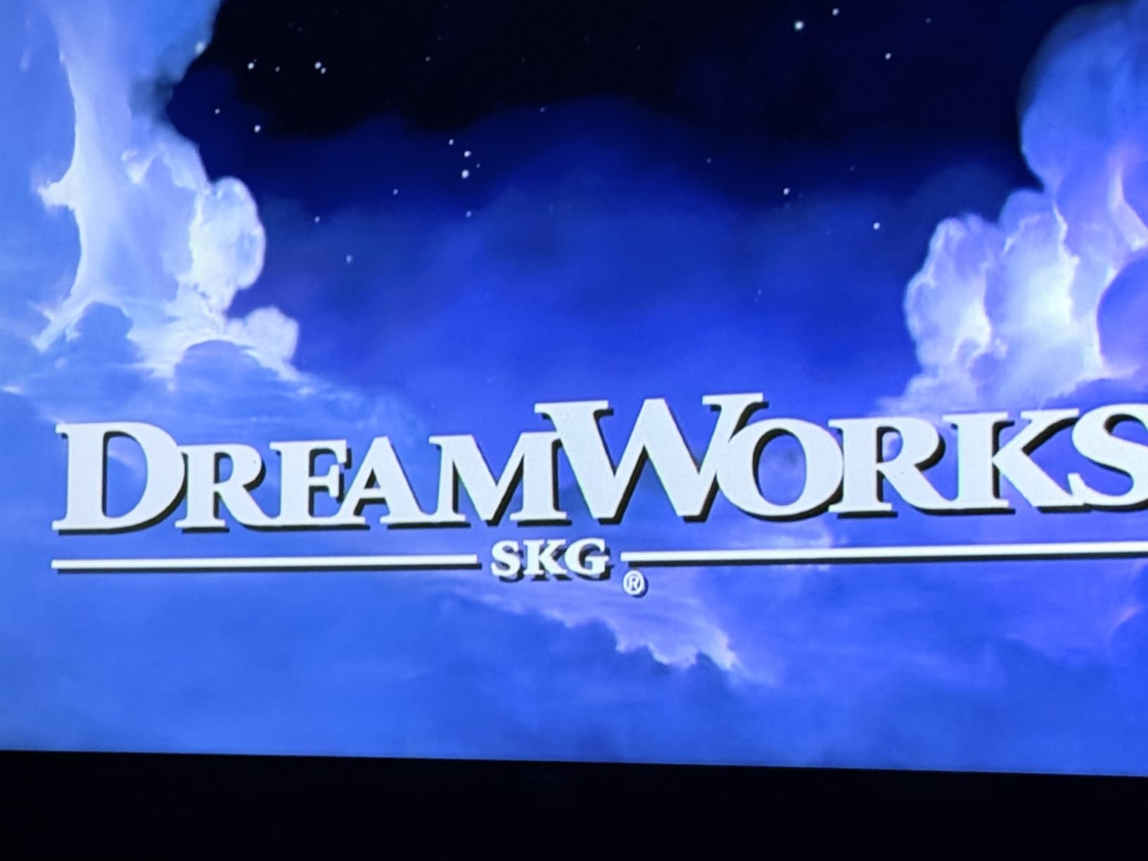 Roku Smart TV 2025 – 32-Inch Select Series, 1080p Full HD TV – Roku TV with Voice Remote – Flat Screen LED Television with Wi-Fi for Streaming Live Local News, Sports, Family Entertainment - Customer Photo 1