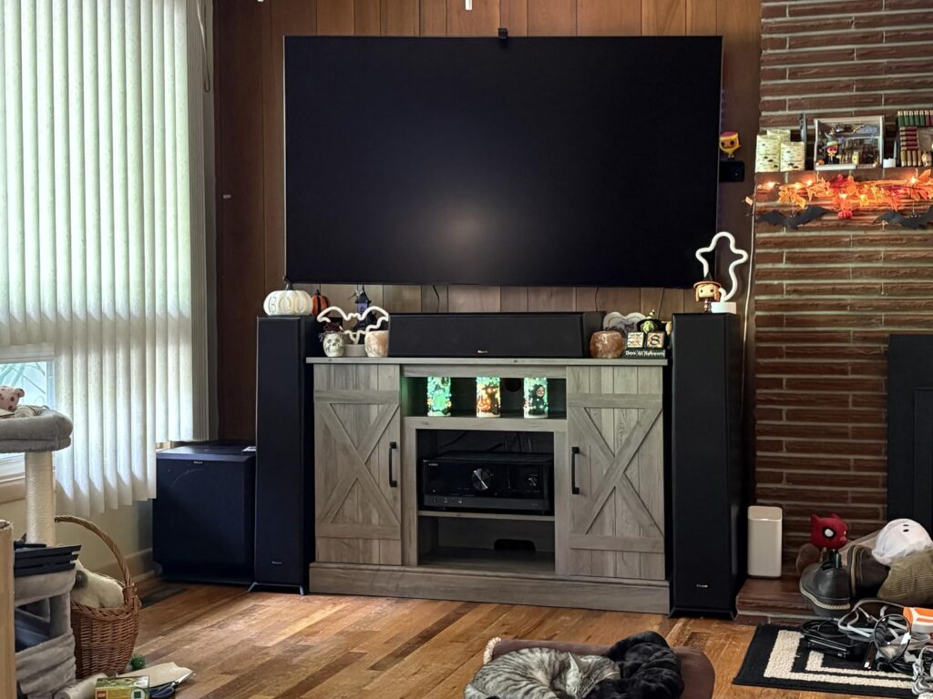 Samsung 85-Inch Class Neo QLED 4K QN90F Series, Vision AI, Mini LED Smart TV (2025 Model, 85QN90F) Neo Quantum HDR+, Object Tracking Sound+ w/Dolby Atmos, Glare Free, Gaming Hub, Alexa Built-in - Customer Photo 1