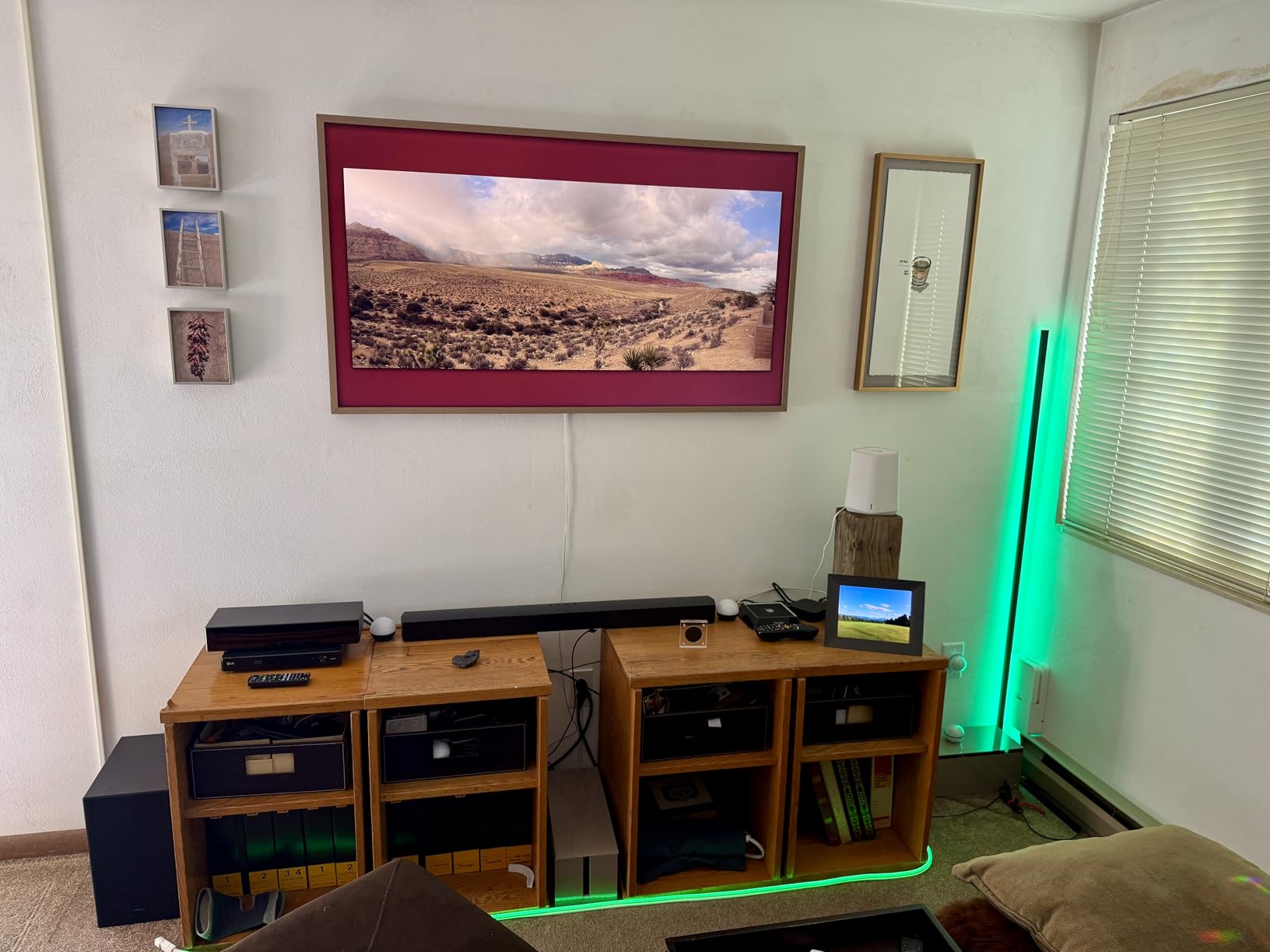 Samsung 65-Inch Class The Frame Pro LS03FW 4K Neo QLED Mini LED Smart TV (2025 Model) Slim Fit Wall Mount, Modern Frame Design, Wireless One Connect, NQ4 AI Gen3 Processor, Art Mode, Alexa Built-in - Customer Photo 1