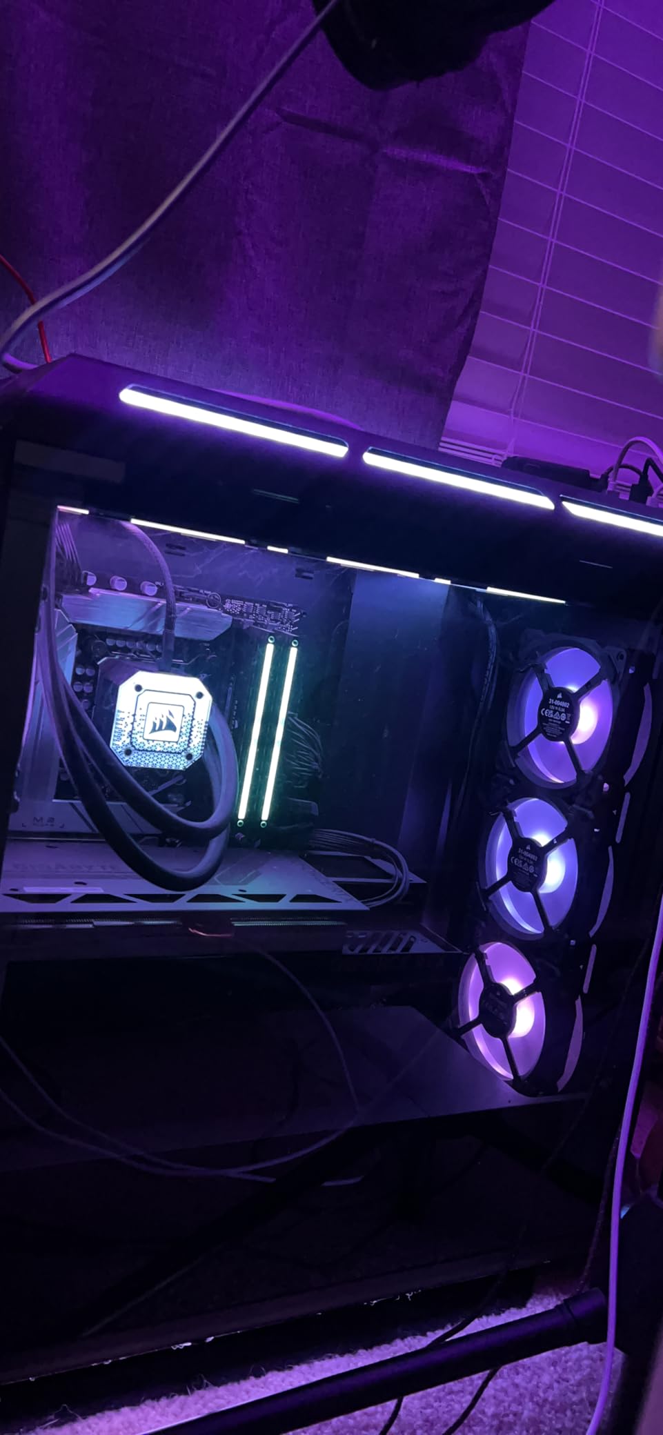 Corsair Vengeance i8200 Gaming PC – Liquid Cooled Intel® Core™ i9 14900KF CPU – NVIDIA GeForce RTX 5080 GPU – 64GB Dominator Titanium RGB DDR5 Memory – 2TB+2TB M.2 SSD – Black Customer Review Corsair Vengeance i8200 Gaming PC – Liquid Cooled Intel® Core™ i9 14900KF CPU – NVIDIA GeForce RTX 5080 GPU – 64GB Dominator Titanium RGB DDR5 Memory – 2TB+2TB M.2 SSD – Black - Customer Photo 4