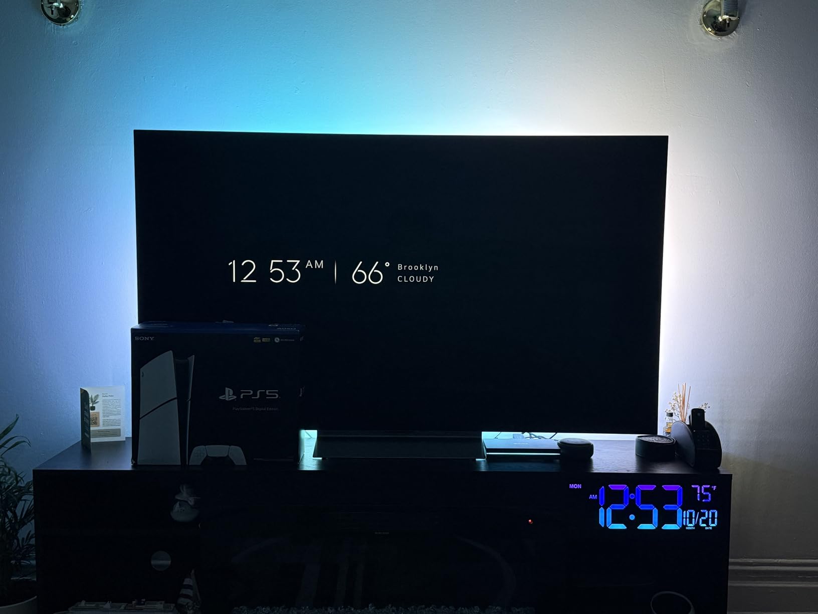 LG 48-Inch Class OLED evo AI 4K C5 Series Smart TV w/Dolby Atmos, Dolby Vision, HDR10, AI Super Upscaling 4K, Filmmaker Mode, Wow Orchestra, Alexa Built-in (OLED48C5PUA, 2025) - Customer Photo 3