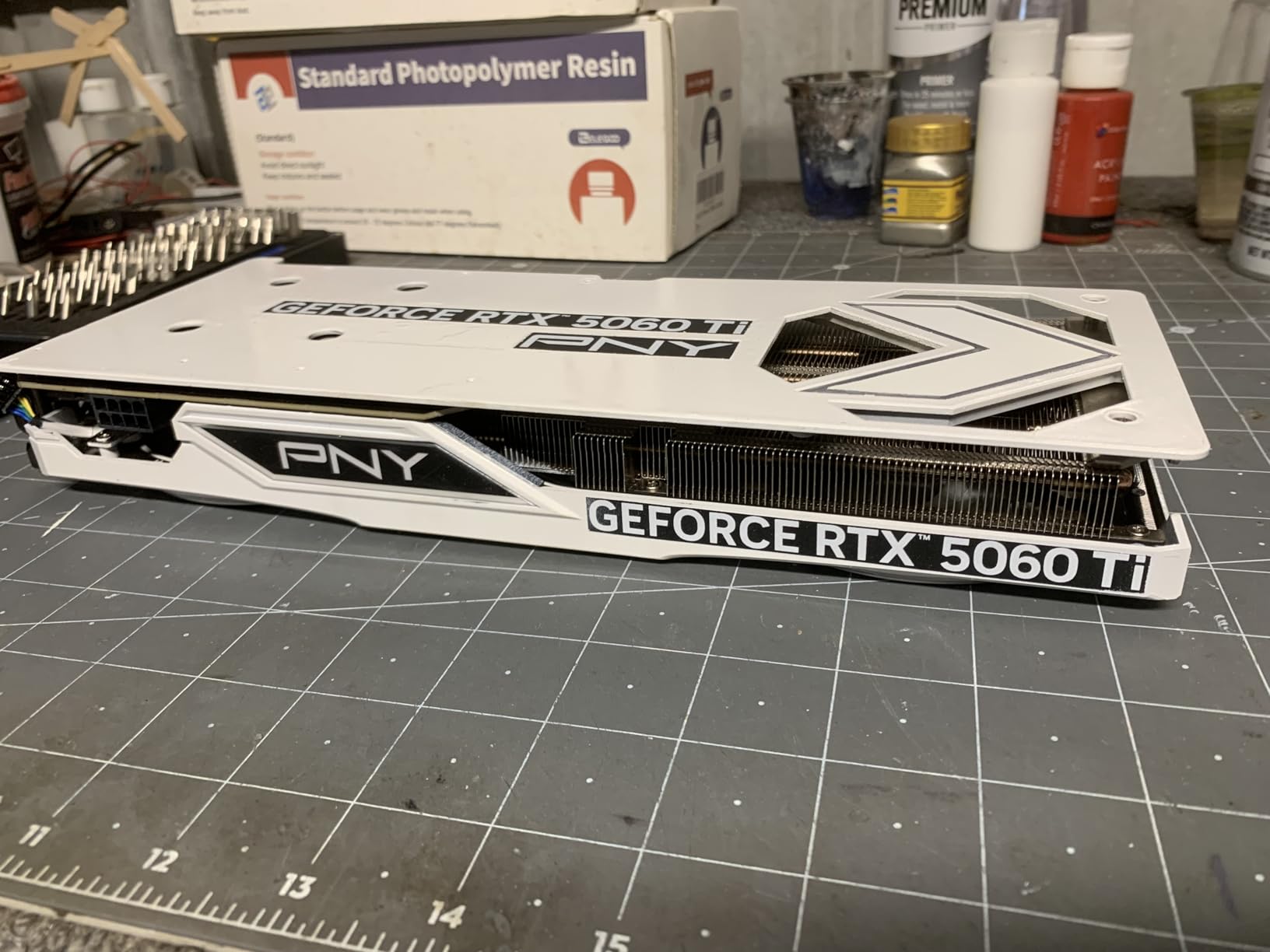 PNY NVIDIA GeForce RTX™ 5060 Ti OC Dual Fan, Graphics Card (16GB GDDR7, 128-bit, Boost Speed: 2692 MHz, SFF-Ready, PCIe® 5.0, HDMI®/DP 2.1, 2-Slot, NVIDIA Blackwell Architecture, DLSS 4) - Customer Photo 4