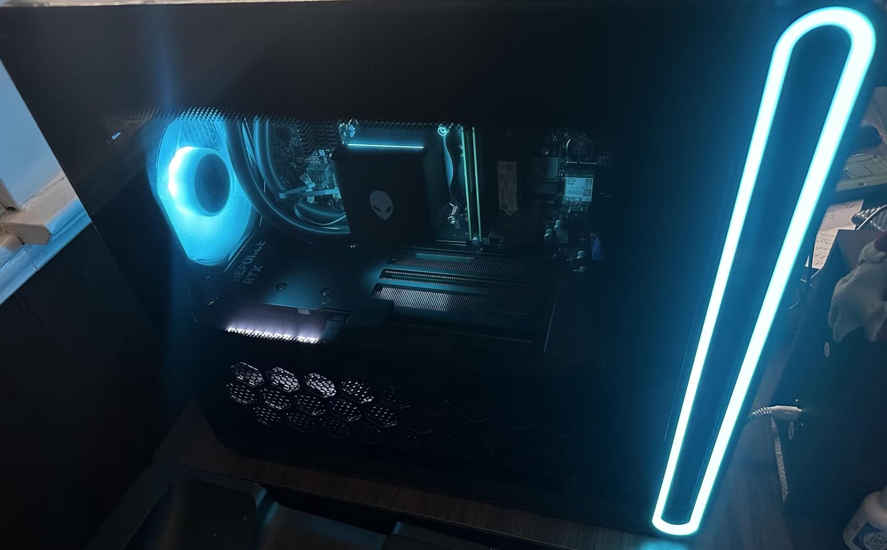 Dell Alienware Aurora R16 Gaming PC - NVIDIA RTX 5080 GDDR7 16GB(Beats RTX 4090) • Intel Ultra 9 285K(up to 5.7GHz) • Wi-Fi 7, Win11 Pro • 1000W Liquid Cooled (64GB DDR5 • 8TB SSD • 2TB HDD) Customer Review Dell Alienware Aurora R16 Gaming PC - NVIDIA RTX 5080 GDDR7 16GB(Beats RTX 4090) • Intel Ultra 9 285K(up to 5.7GHz) • Wi-Fi 7, Win11 Pro • 1000W Liquid Cooled (64GB DDR5 • 8TB SSD • 2TB HDD) - Customer Photo 2