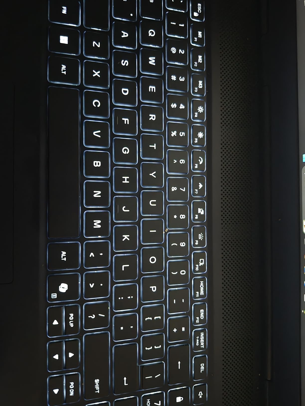 Alienware 18 Area-51 Gaming Laptop AA18250-18.0 Alienware 18 Area-51 Gaming Laptop AA18250-18.0