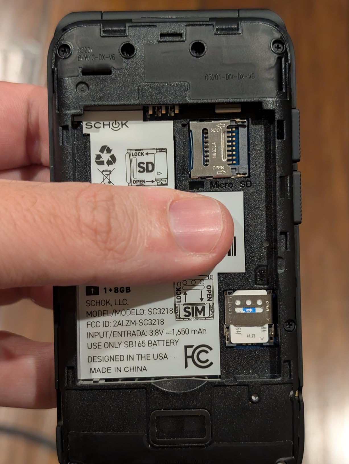 Schok 4G Flip Phone Unlocked, 3.2