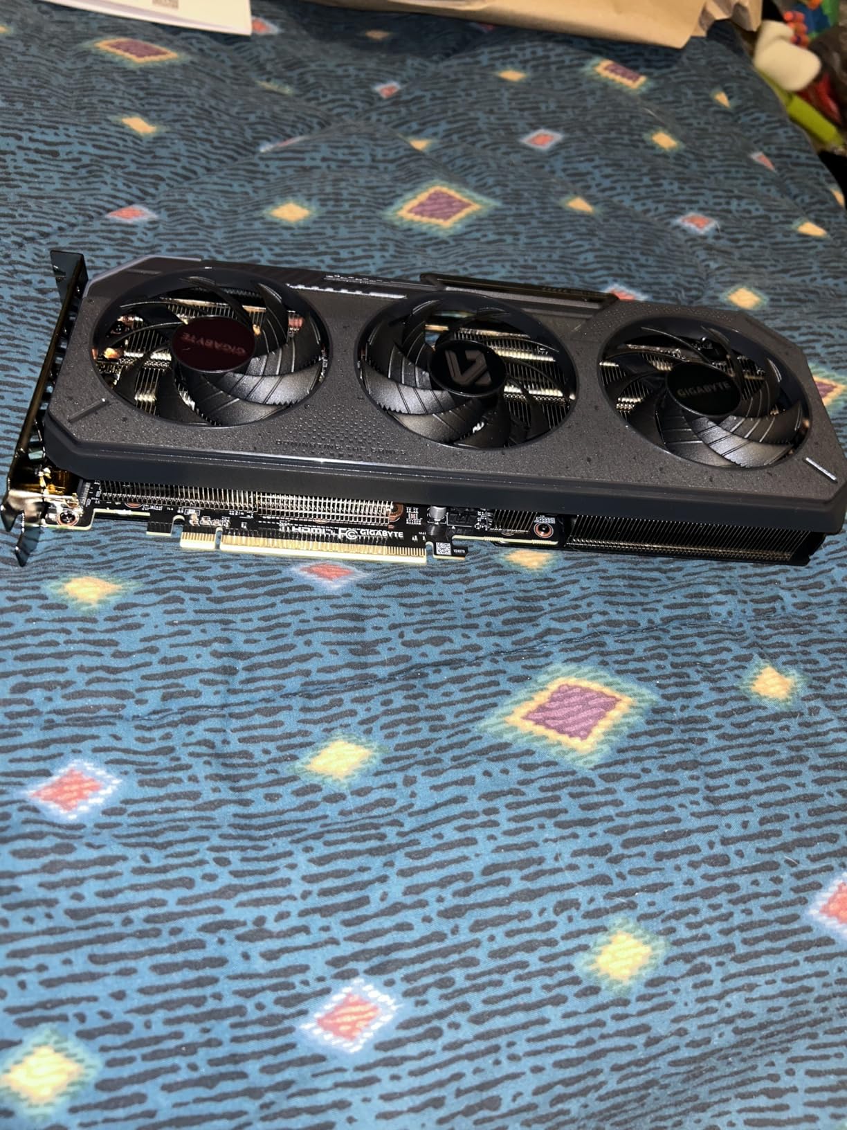 GIGABYTE Radeon RX 9060 XT Gaming OC 16G Graphics Card, PCIe 5.0, 16GB GDDR6, GV-R9060XTGAMING OC-16GD Video Card Customer Review GIGABYTE Radeon RX 9060 XT Gaming OC 16G Graphics Card, PCIe 5.0, 16GB GDDR6, GV-R9060XTGAMING OC-16GD Video Card - Customer Photo 2