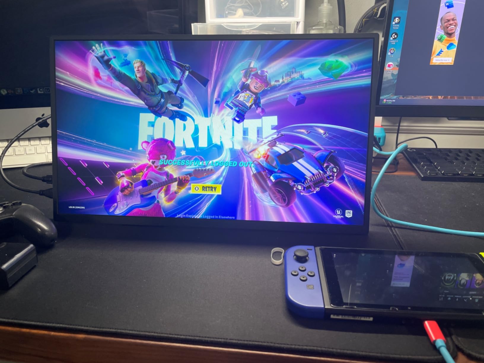 UPERFECT Portable Monitor 4K 120HZ QLED 17.3 UPERFECT Portable Monitor 4K 120HZ QLED 17.3