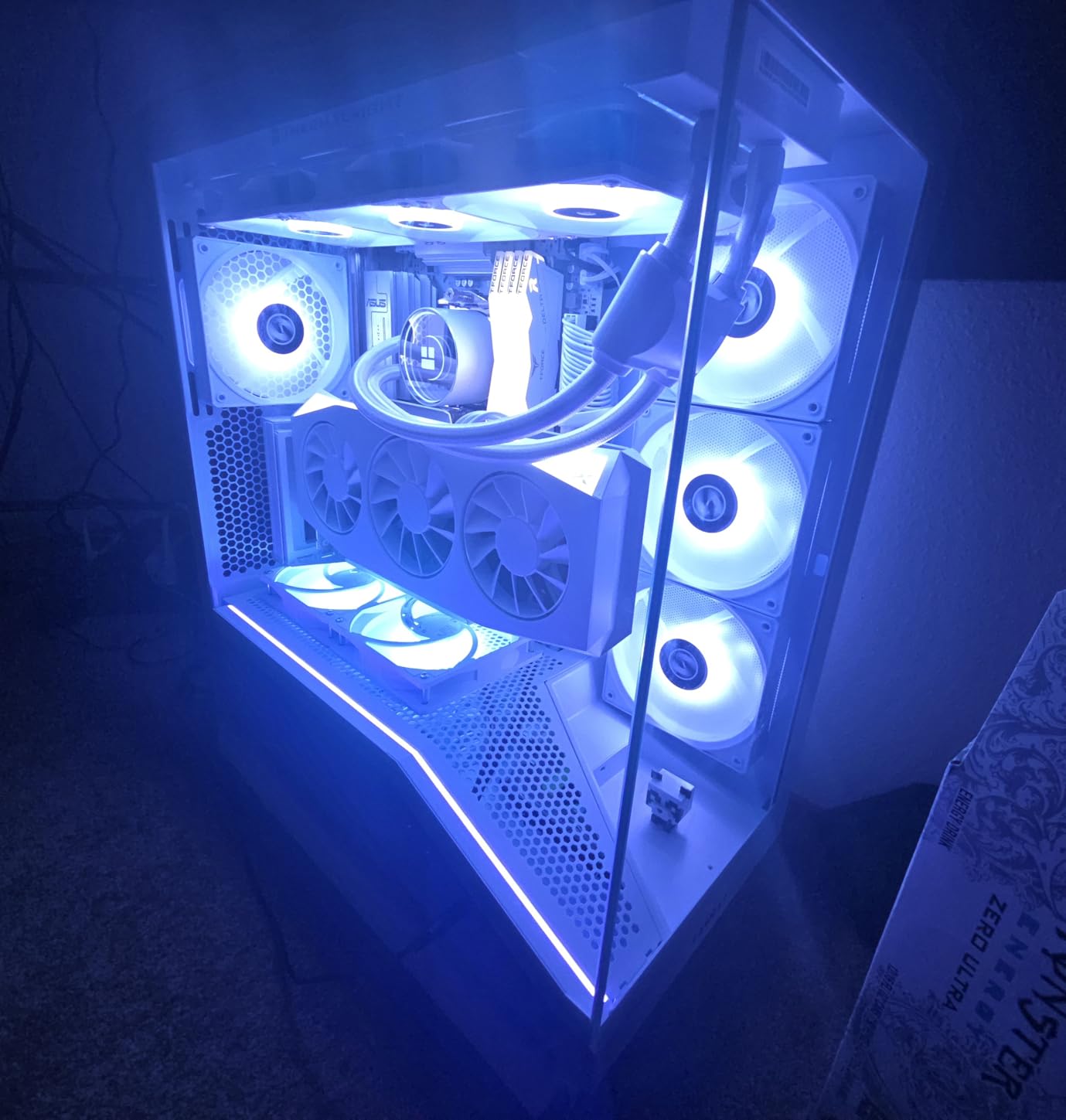 XFX Mercury AMD Radeon RX 9060XT OC White Gaming Edition with 16GB GDDR6 HDMI 2xDP, AMD RDNA 4 RX-96TMERCW9 - Customer Photo 1
