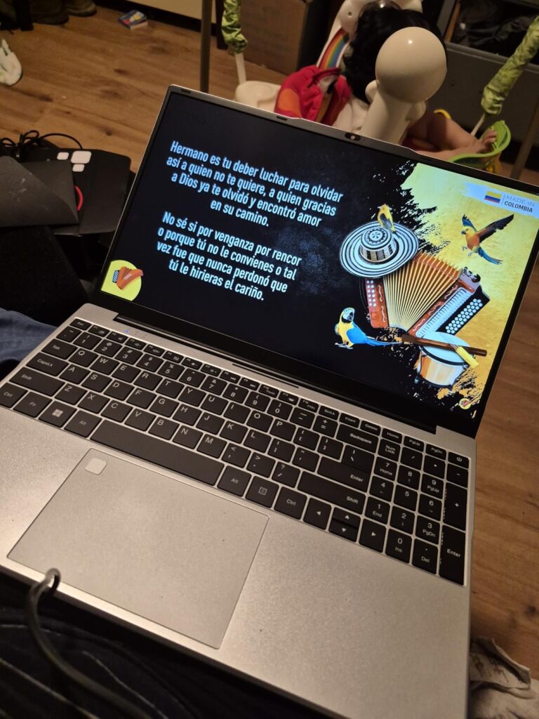 2025 Laptop, 15.6 2025 Laptop, 15.6" Laptop Computer with 16GB DDR4 1TB SSD, N5095 Quad-Core up to 2.9GHz, Portable Laptop with Backlit Keyboard, Fingerprint, FHD 1920 * 1200, WiFi5, BT4.2, Win 11 Pro - Customer Photo 1