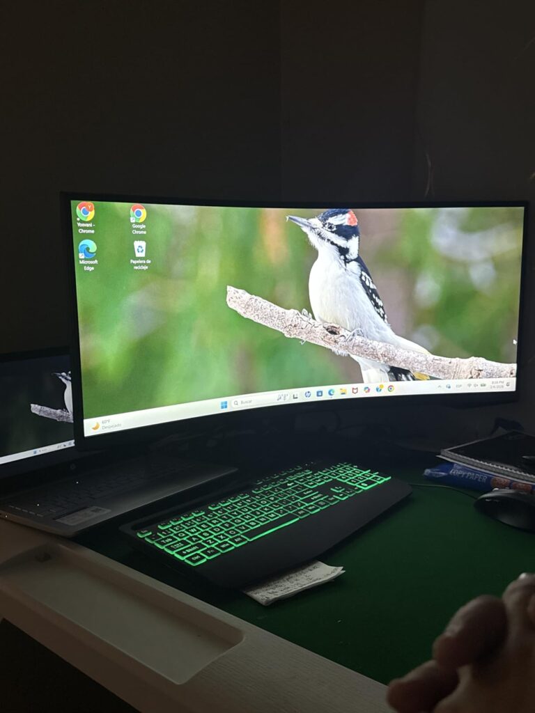 SAMSUNG 34' Odyssey G5 Ultra-Wide Gaming Monitor with 1000R Curved Screen, 165Hz, 1ms, FreeSync Premium, Large Display, Eye Comfort, Multiple Ports, WQHD, LC34G55TWWNXZA, Black - Customer Photo 1