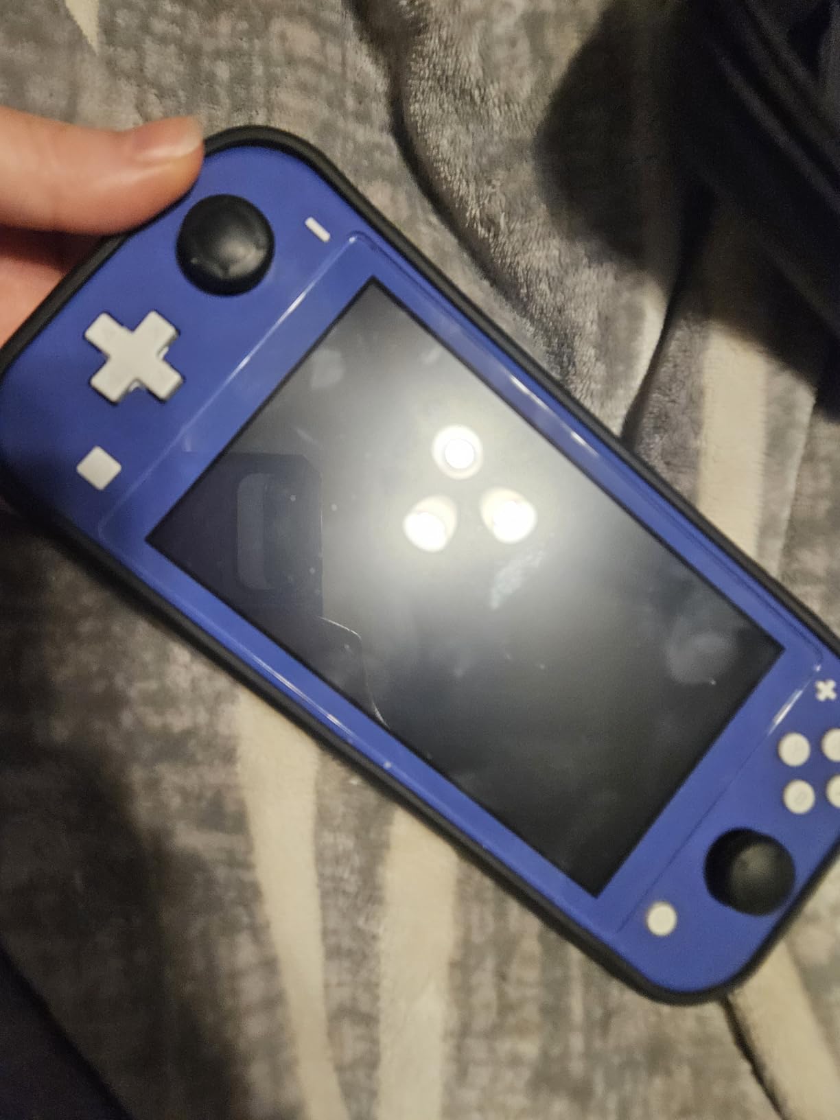Nintendo Switch Lite - Blue Customer Review Nintendo Switch Lite - Blue - Customer Photo 1