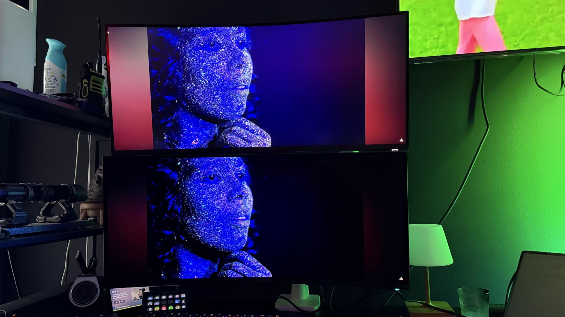 Alienware AW3423DWF Curved QD-OLED Gaming Monitor - 34-inch Quantum Dot OLED 0.1Ms 165Hz 21:9 Curved Display, 99.3% DCI-P3 Color Gamut, VESA DisplayHDR True Black 400, AMD FreeSync Premium Pro - Black - Customer Photo 4