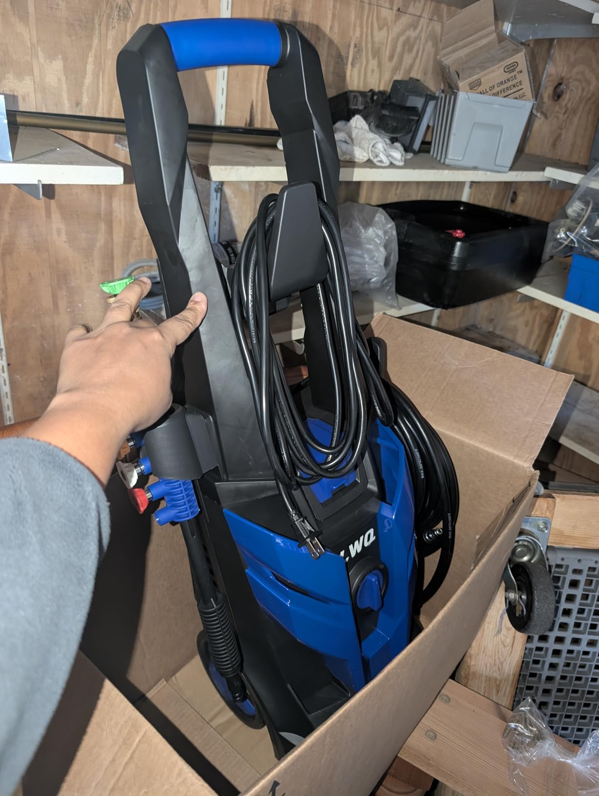 Pressure Washer, Portable Power Washer, 4 Quick Connect Nozzles, High Pressure Cleaning Machine for Car Fence Driveway Patio Washing and More - Customer Photo 1