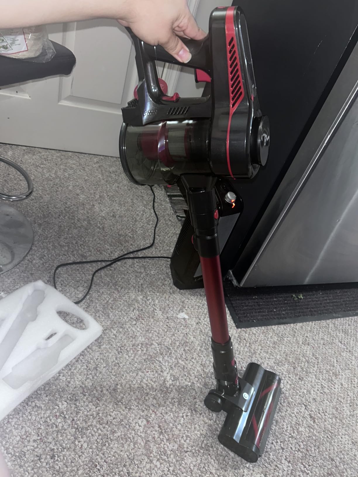 Cordless Vacuum Cleaner, Stick Vacuum with Powerful Suction, 45Mins Runtime Vacuum Cleaners for Home, Anti-tangle and 1.5L Dust Cup, 6 in 1 Lightweight Vacuum for Hardwood Floor Carpet Pet Hair - Customer Photo 1