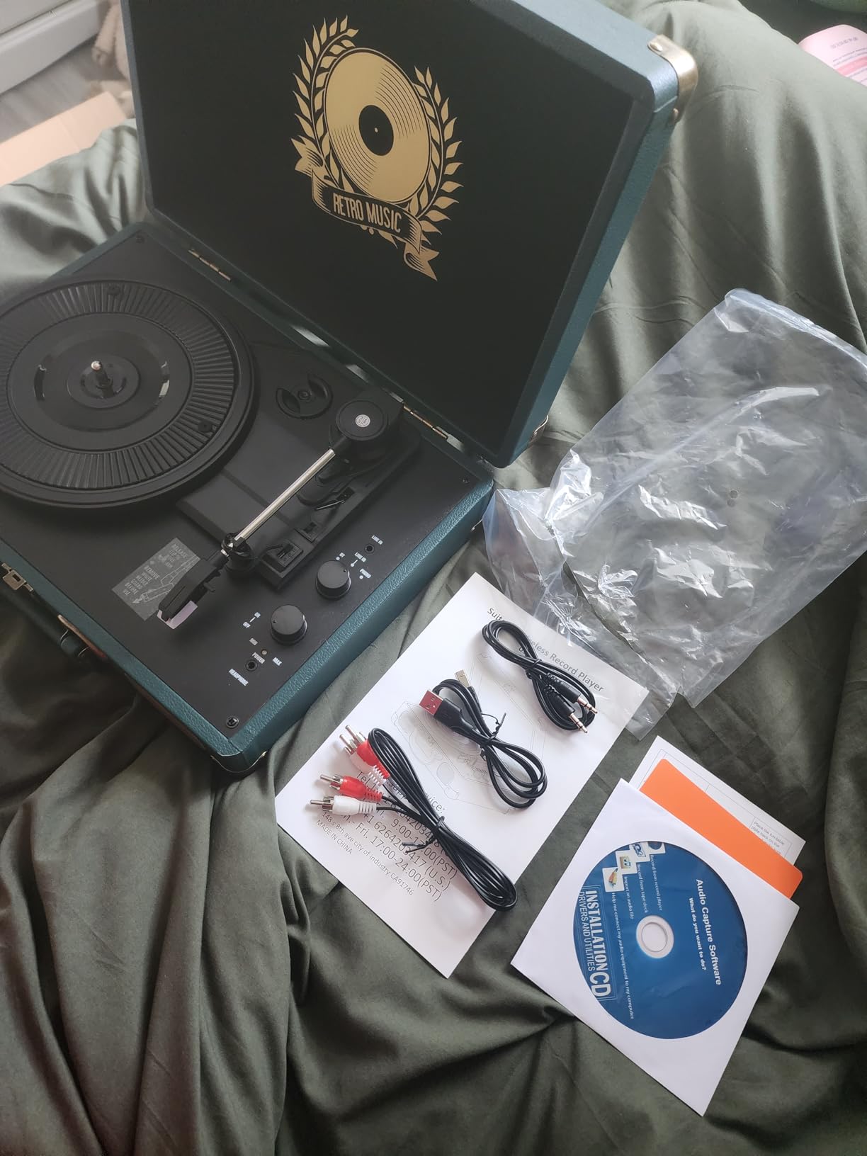 Vinyl Record Player Bluetooth Turntable 3-Speed Suitcase Portable Vintage Belt-Driven Record Player with Built-in Speakers RCA Line Out AUX in Headphone Jack LP Recording to Convert Records to MP3 - Customer Photo 2