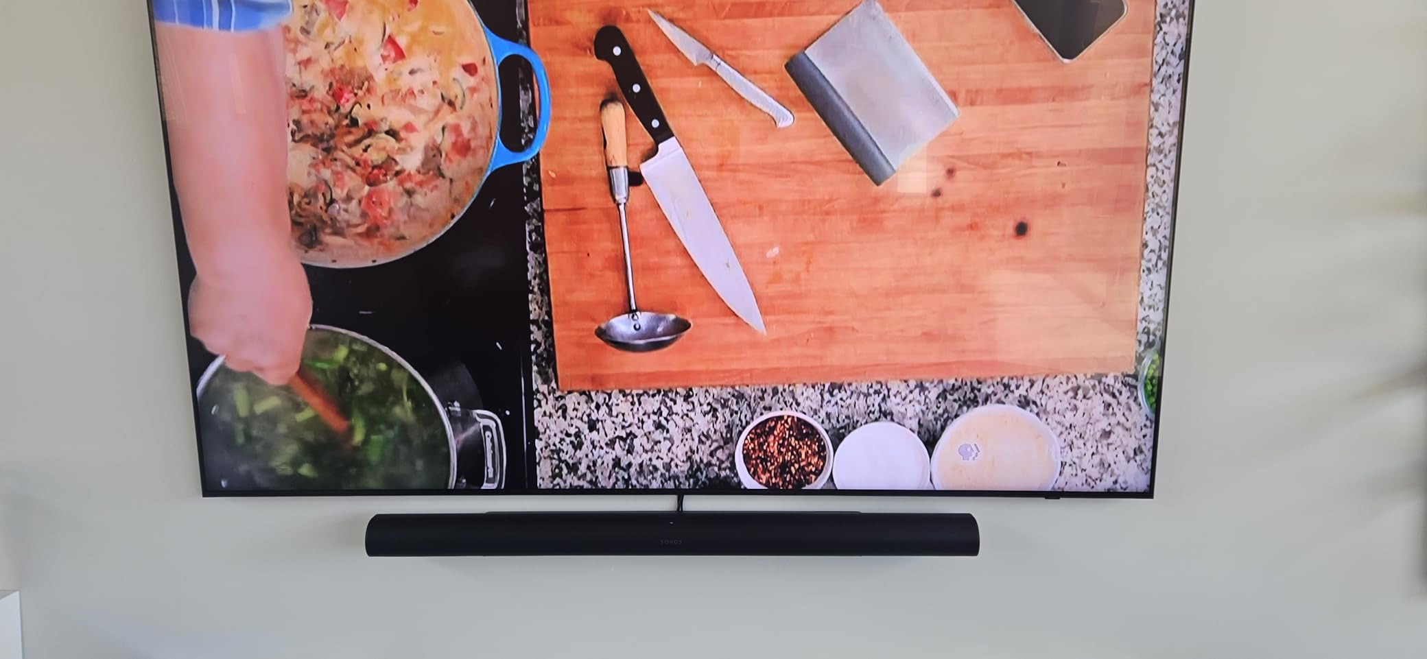 Sonos Arc Ultra Soundbar with Dolby Atmos and Voice Control - 9.1.4 Surround Sound for TV and Music - Black - Customer Photo 4