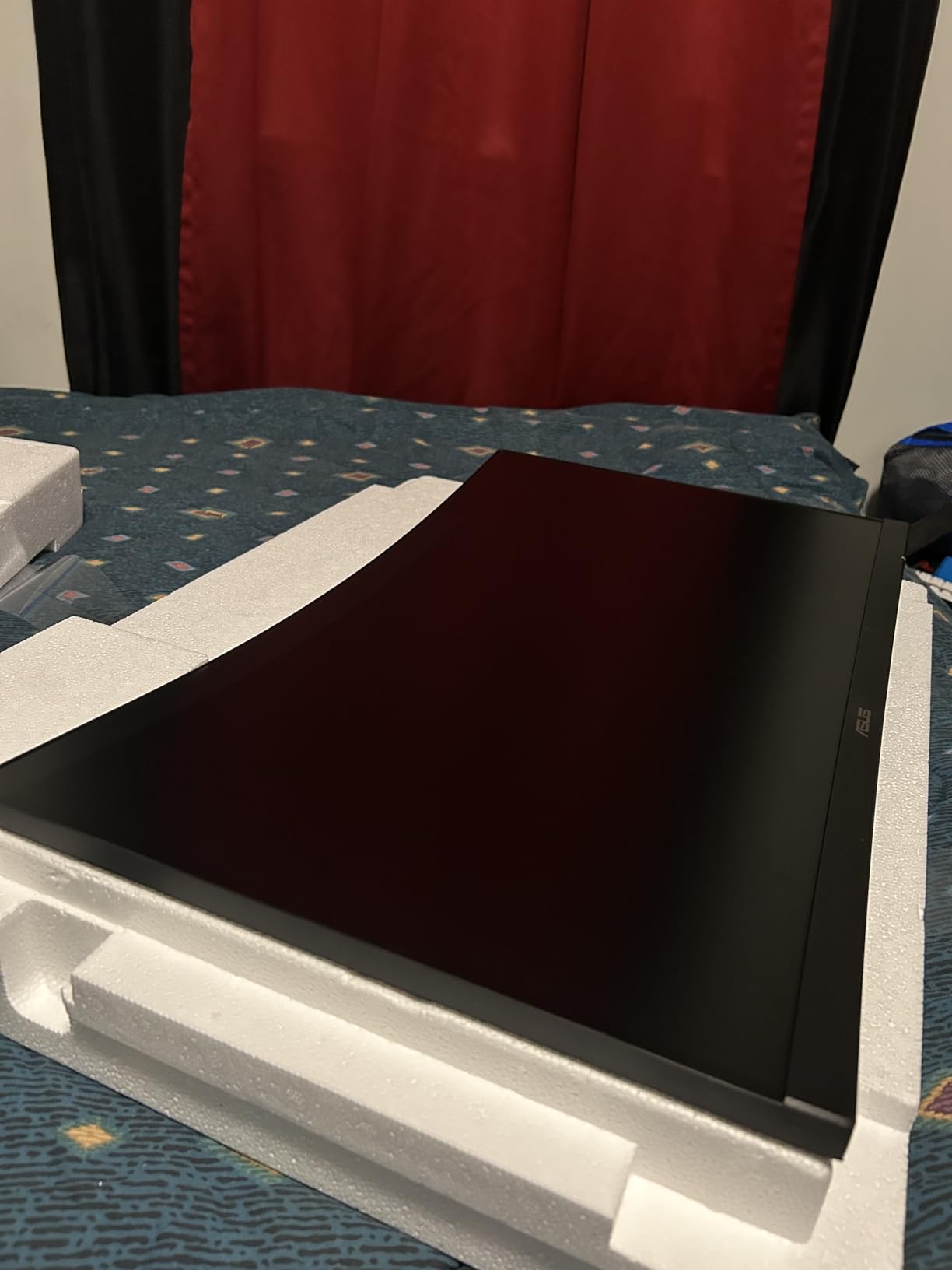 ASUS TUF Gaming 27 4K HDR Monitor (VG27UQ1A) - 160Hz, 1ms, Extreme Low Motion Blur Sync, NVIDIA G-SYNC Compatible, AMD FreeSync Premium, 95% DCI-P3, DisplayWidget, 3 yr Warranty - Customer Photo 4