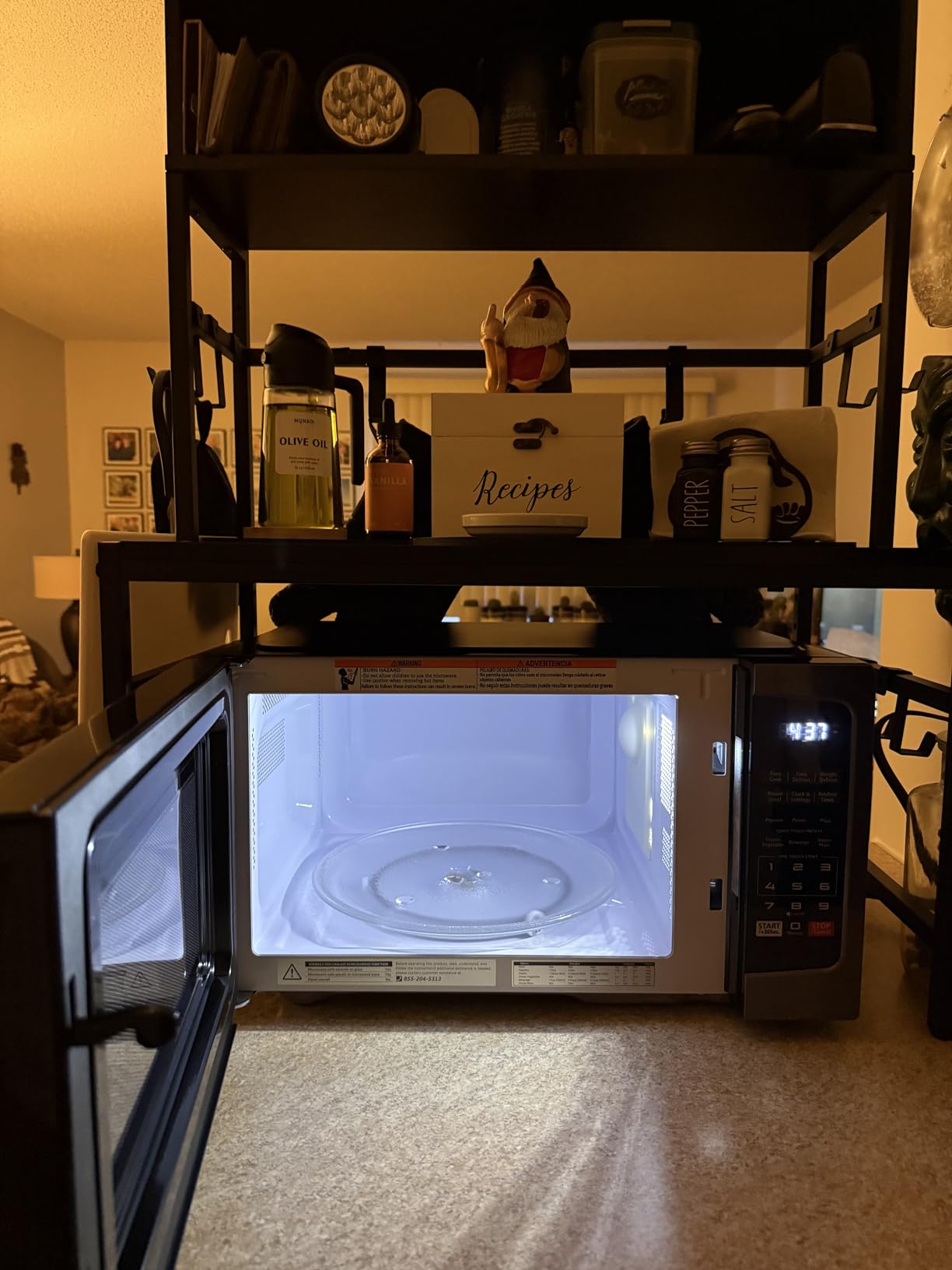 TOSHIBA ML-EM09PA(SS) Small Microwave Oven with 6 Auto Menus, Mute Function & Child Lock, LED Lighting, 0.9 Cu Ft, 10.6 Inch Removable Turntable, 900W, Countertop, Stainless Steel - Customer Photo 5