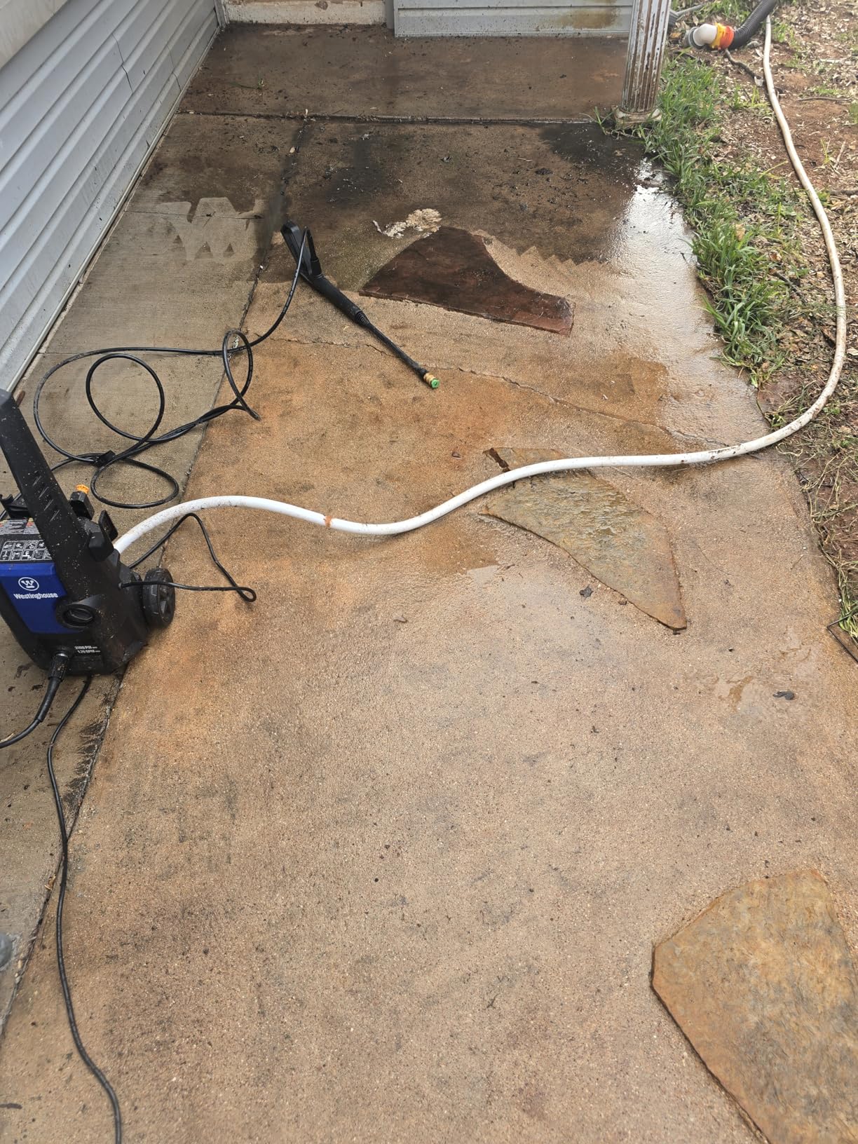 Westinghouse ePX3050 Electric Pressure Washer, 2100 Max PSI 1.76 Max GPM with Foam Cannon, for Cars/Fences/Driveways/Home/Patios - Customer Photo 4