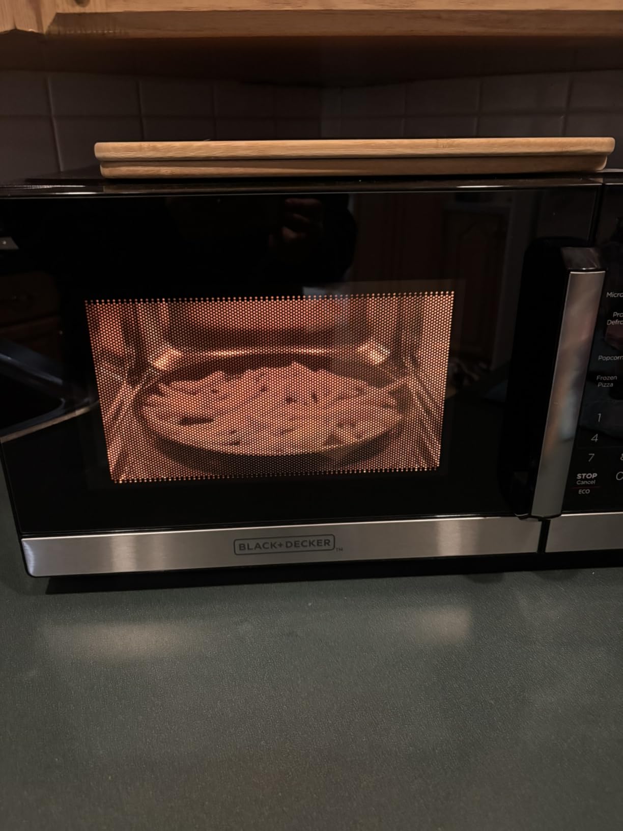 BLACK+DECKER 5-in-1 Microwave Oven with Air Fry, Combi, Bake, Roast, and Convection Cooking, 0.9 cu. ft. Countertop Microwave, Stainless Steel, 900 Watts, Child-Lock, ES9P032NA - Customer Photo 1