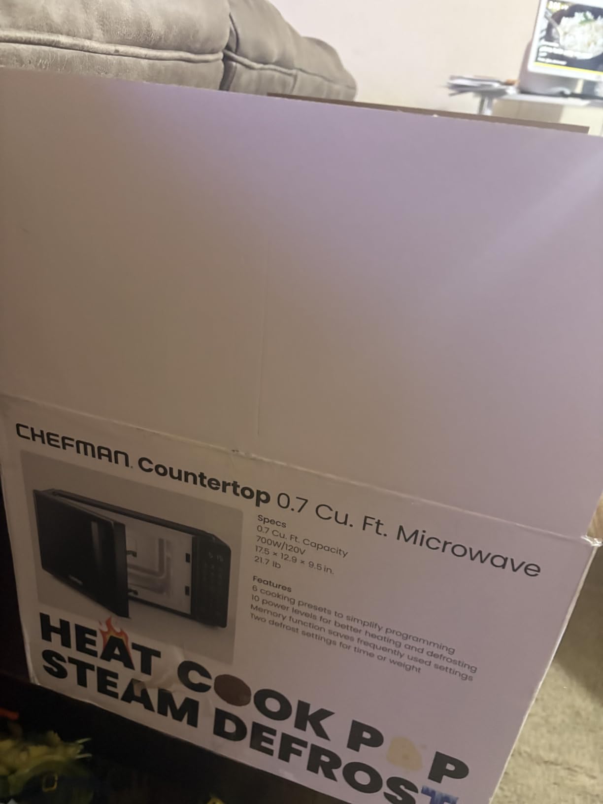 Chefman Countertop Microwave Oven 0.7 Cu. Ft., 700 Watts with 10 Power Levels, 6 Cooking Presets with One-Touch Express Cook, Eco Mode, Child Safety Lock, & Mute Button - Black - Customer Photo 1