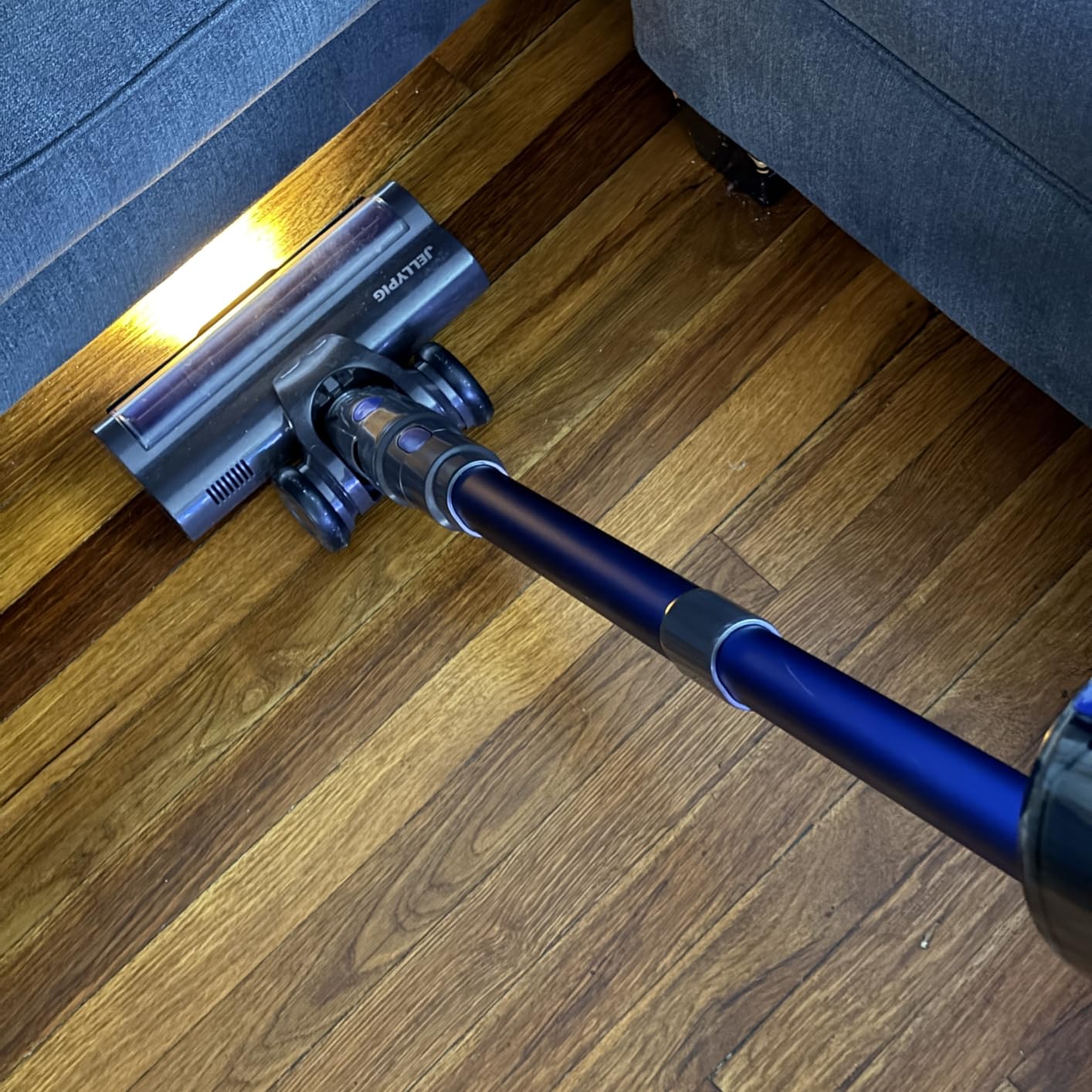 Cordless Vacuum Cleaner, Upgraded 650W 55KPA 70Mins Cordless Stick Vacuum Cleaner with Self-Standing and Touch Screen, Anti-tangle Wireless Vacumm, Vacuum Cleaners for Home/Pet Hair/Carpets/Floors - Customer Photo 1