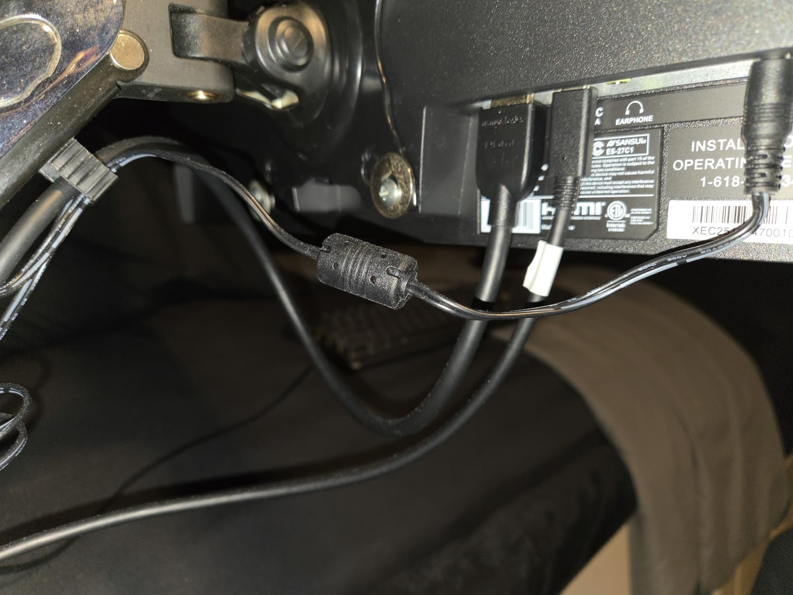 SANSUI 27 Inch Curved 240Hz Gaming Monitor FHD 1080P, 1500R Curve Computer Monitor, 130% sRGB, 4000:1 Contrast, HDR, FreeSync, MPRT 1Ms, Low Blue Light, HDMI DP Ports, Metal Stand, DP Cable Incl. - Customer Photo 2