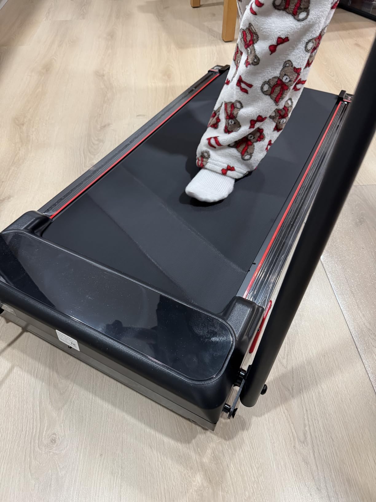 Treadmill with Incline 3-in-1 Portable Treadmills for Home Small, Incline Walking Pad Treadmill with Handle Bar, Walking Pad Foldable with 3.0HP Quiet Brushless, LED Dispay, 300LBS Capacity - Customer Photo 2